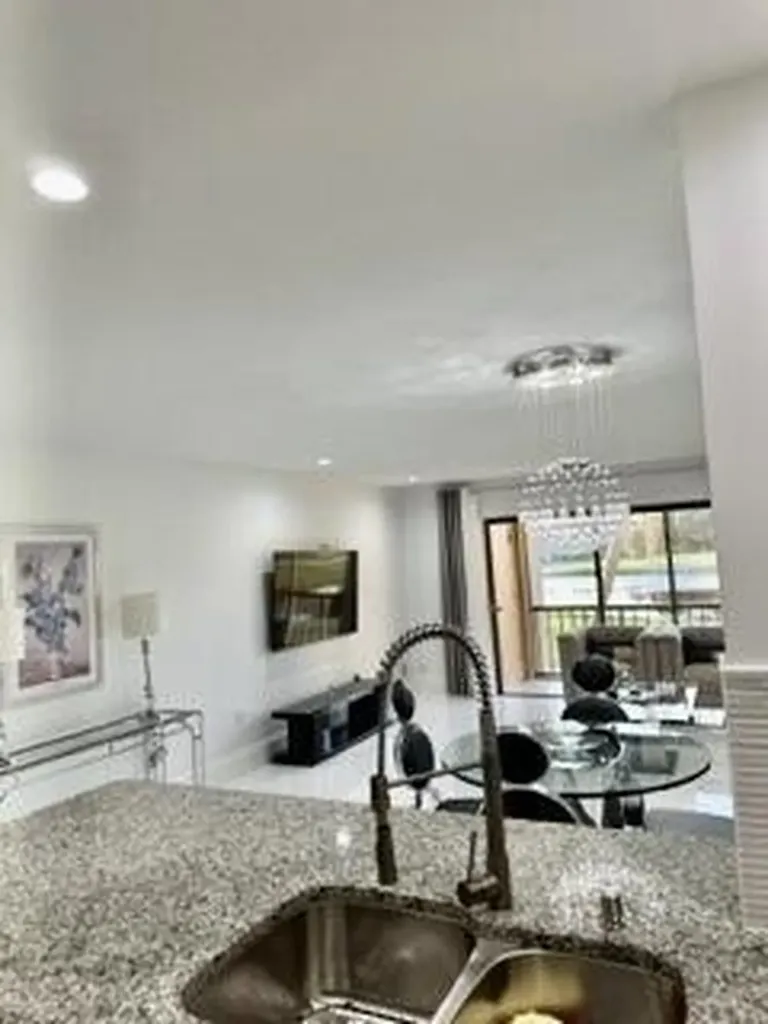 4657 S Fountains Drive Drive S Lake Worth FL 33467