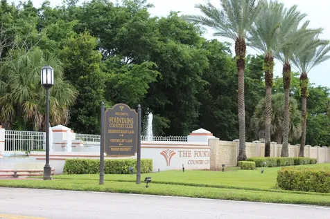 4657 S Fountains Drive Drive S Lake Worth FL 33467