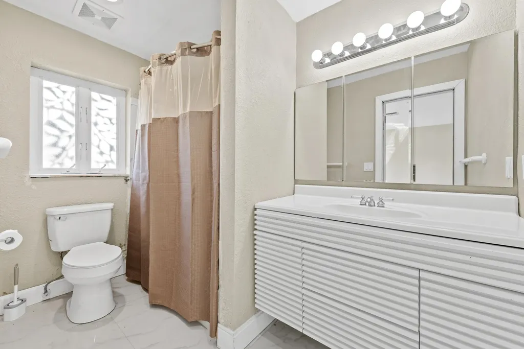 1255 SW 15th Avenue Fort Lauderdale FL 33312