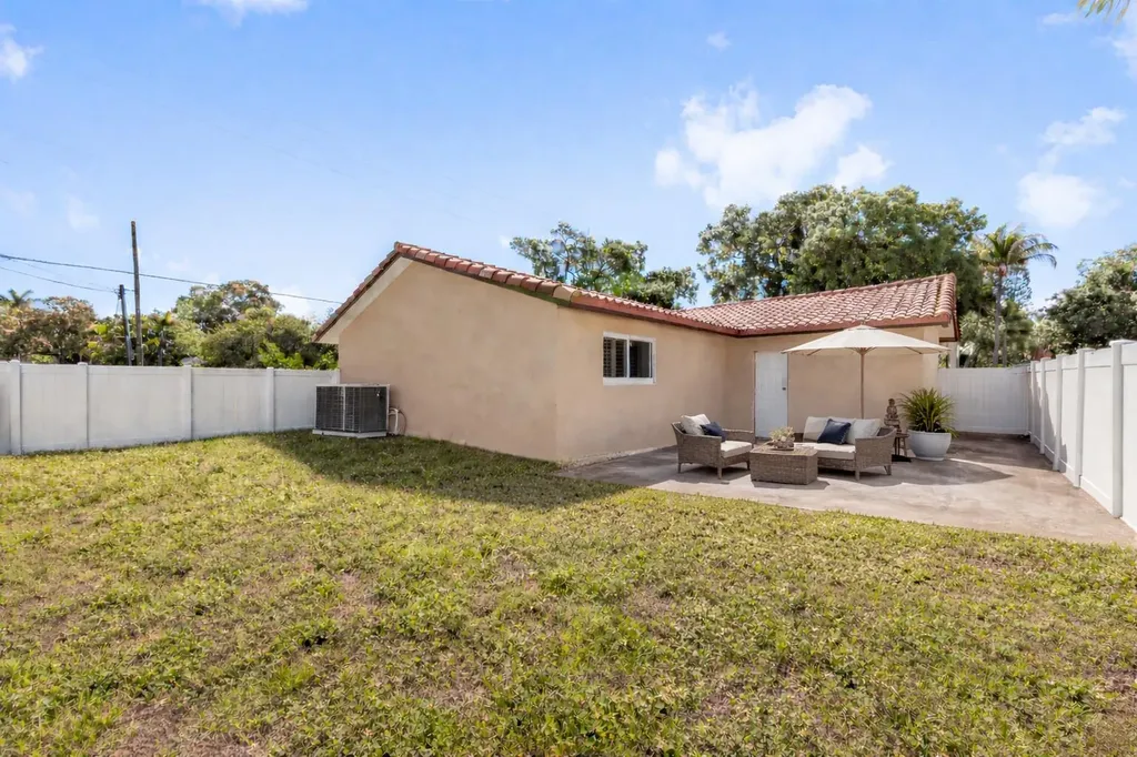 1255 SW 15th Avenue Fort Lauderdale FL 33312
