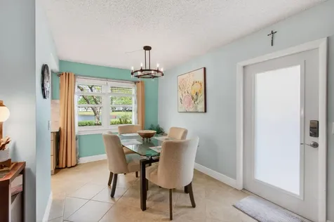 1121 Cambridge F Deerfield Beach FL 33442