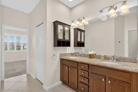 11021 SW Sunrise Lake Drive Port St Lucie FL 34987