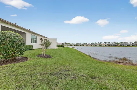 11021 SW Sunrise Lake Drive Port St Lucie FL 34987