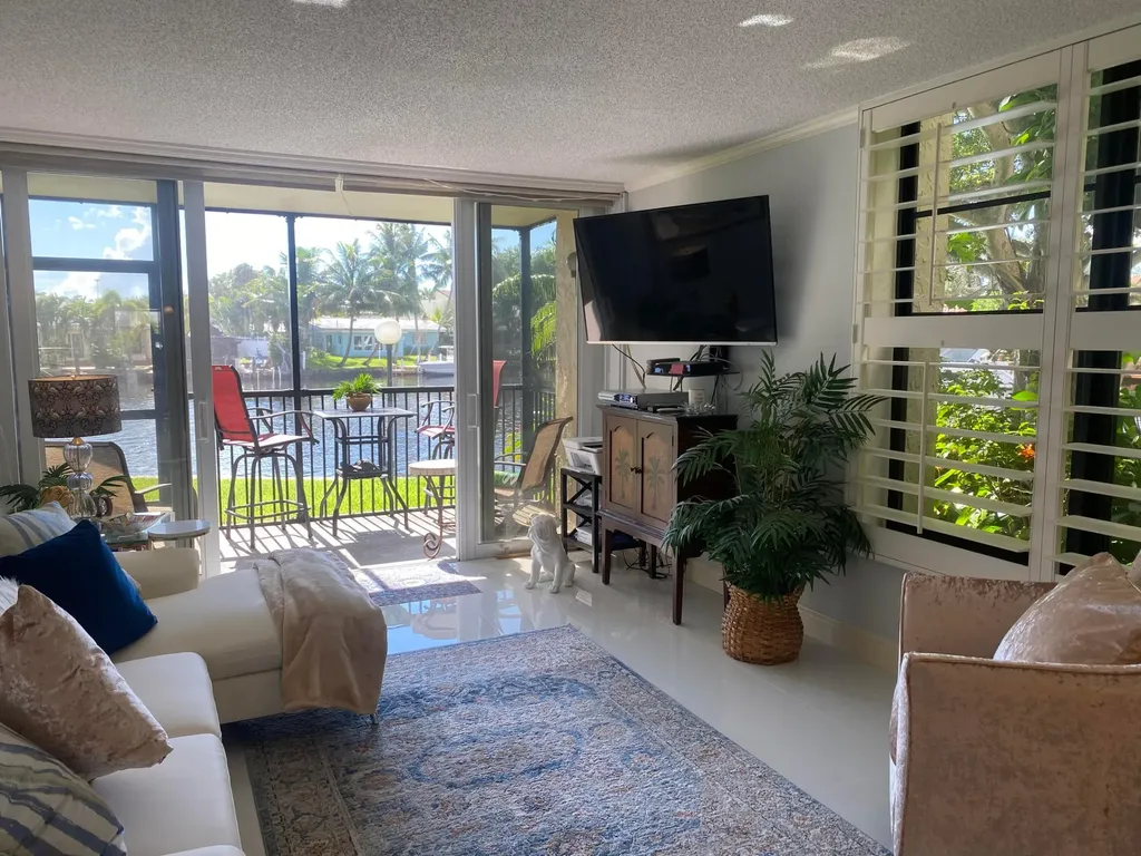14 Royal Palm Way Boca Raton FL 33432