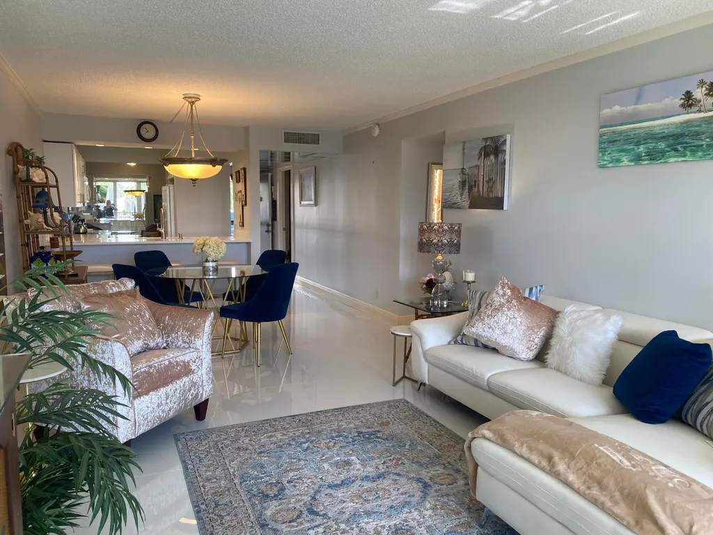 14 Royal Palm Way Boca Raton FL 33432
