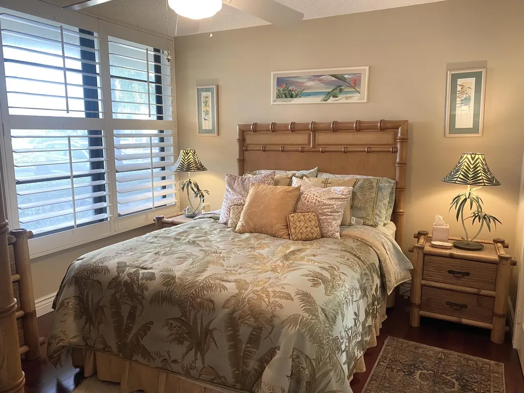 14 Royal Palm Way Boca Raton FL 33432
