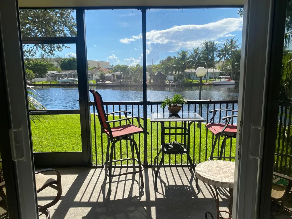 14 Royal Palm Way Boca Raton FL 33432