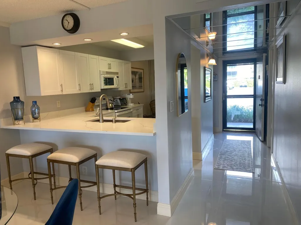 14 Royal Palm Way Boca Raton FL 33432