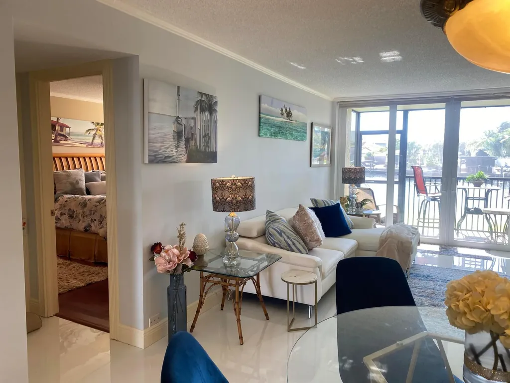 14 Royal Palm Way Boca Raton FL 33432