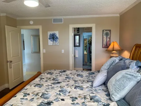 14 Royal Palm Way Boca Raton FL 33432