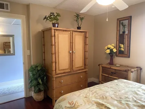 14 Royal Palm Way Boca Raton FL 33432