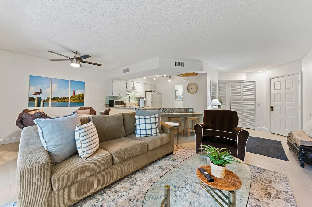 1605 S Us Highway 1 Jupiter FL 33477