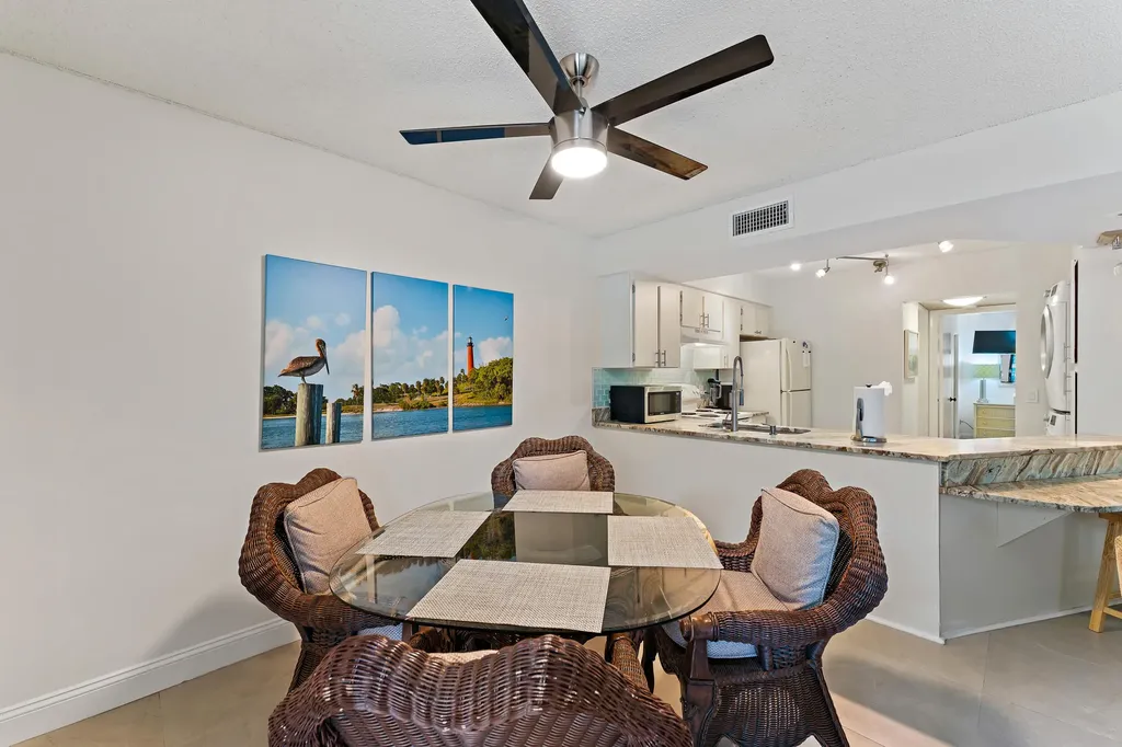 1605 S Us Highway 1 Jupiter FL 33477