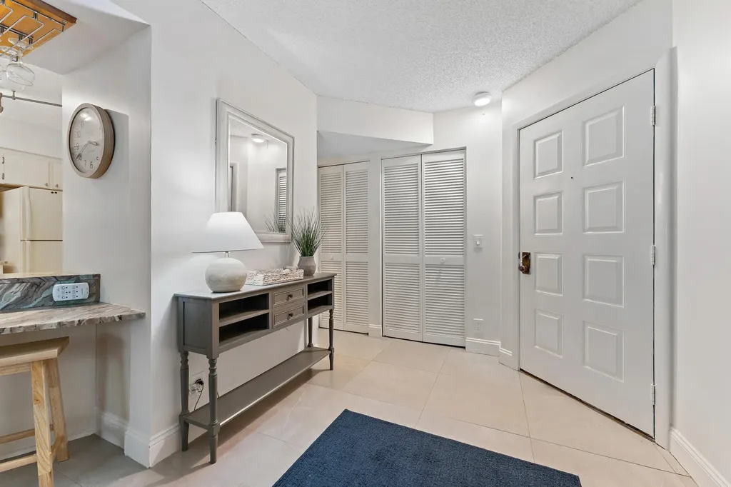 1605 S Us Highway 1 Jupiter FL 33477