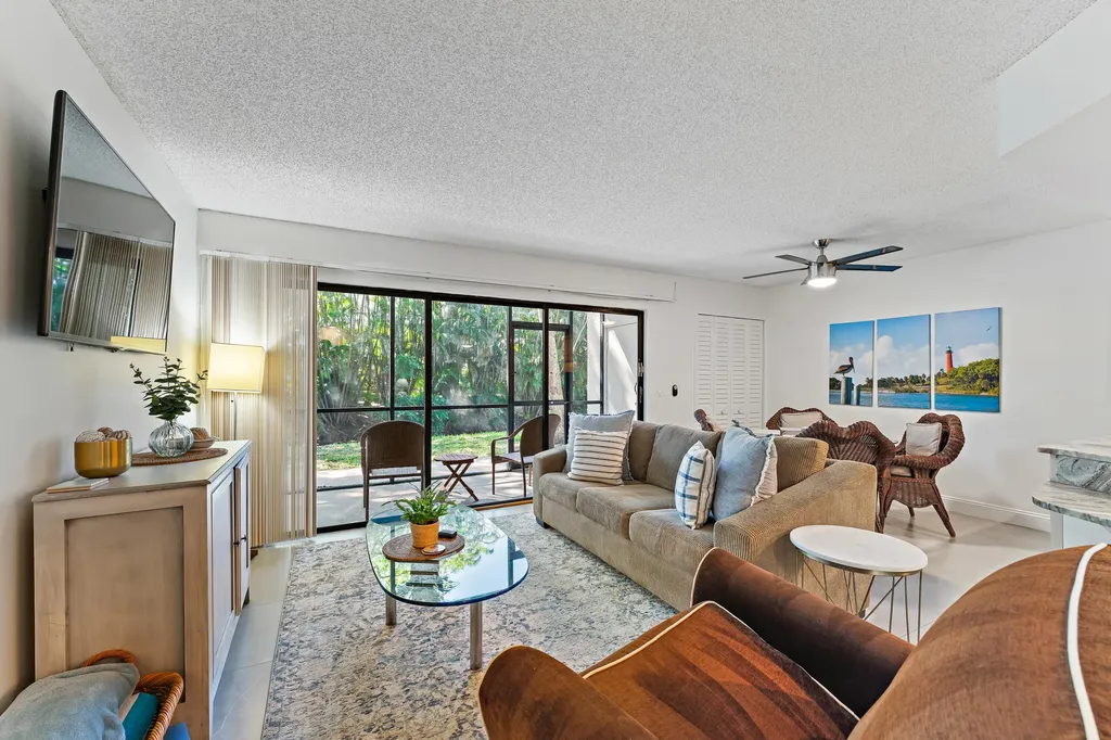 1605 S Us Highway 1 Jupiter FL 33477
