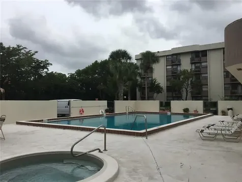 2771 Riverside Drive Coral Springs FL 33065