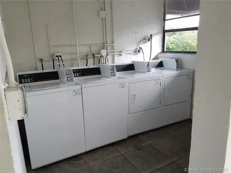 2771 Riverside Drive Coral Springs FL 33065