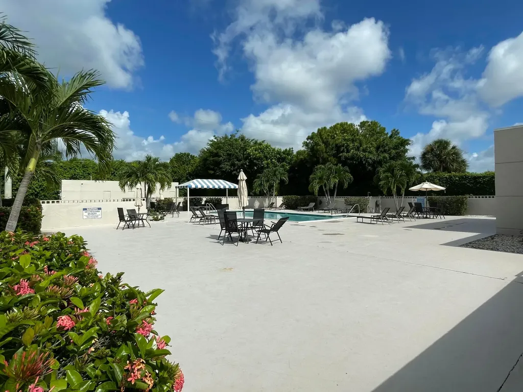 5910 Morningstar Circle Delray Beach FL 33484