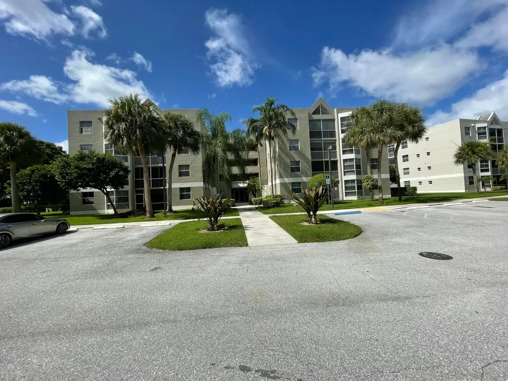 5910 Morningstar Circle Delray Beach FL 33484