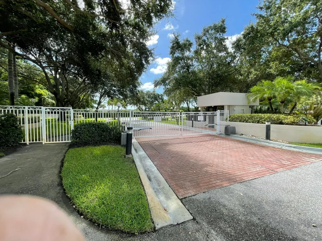 5910 Morningstar Circle Delray Beach FL 33484