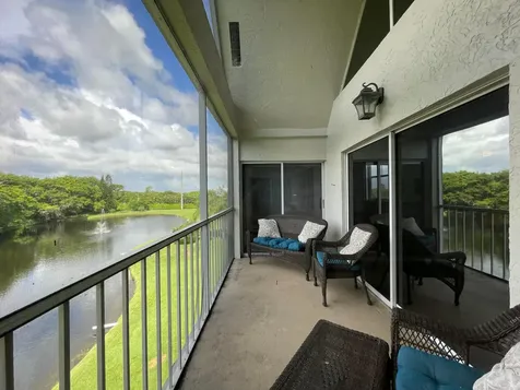 5910 Morningstar Circle Delray Beach FL 33484