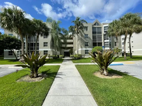 5910 Morningstar Circle Delray Beach FL 33484