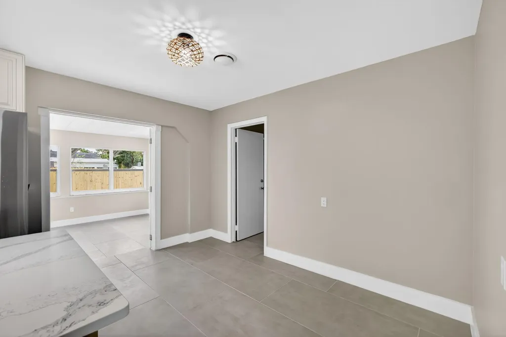 3374 Florida Boulevard Palm Beach Gardens FL 33410