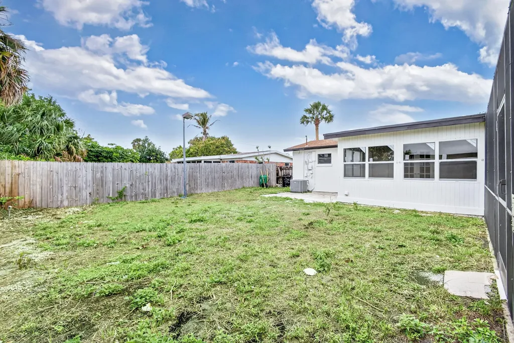 3374 Florida Boulevard Palm Beach Gardens FL 33410