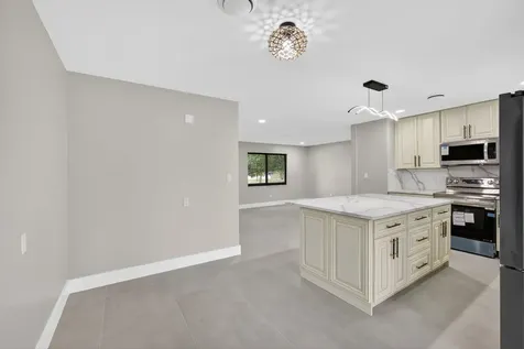 3374 Florida Boulevard Palm Beach Gardens FL 33410