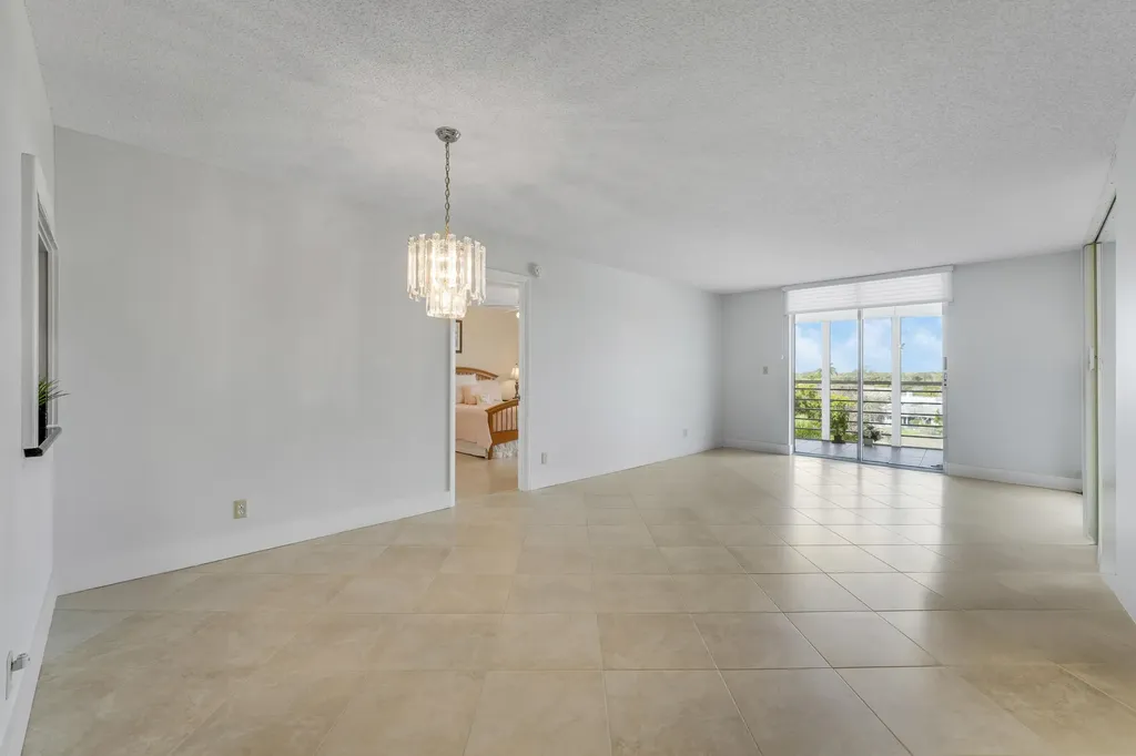 6461 NW 2nd Avenue Boca Raton FL 33487