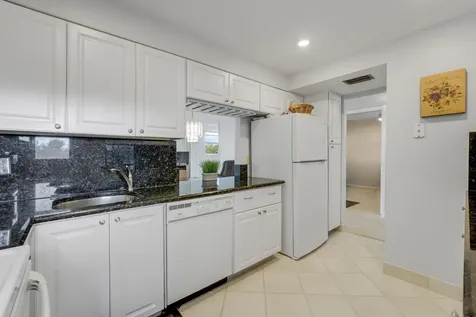 6461 NW 2nd Avenue Boca Raton FL 33487
