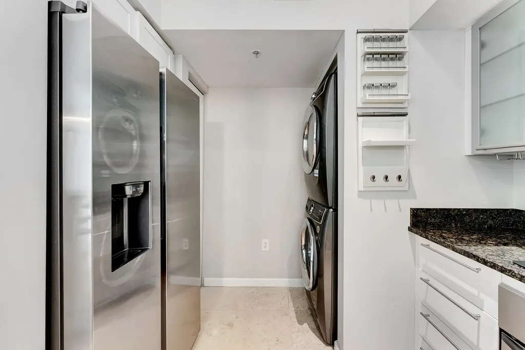 225 NE 1st Street Delray Beach FL 33483