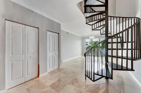 225 NE 1st Street Delray Beach FL 33483