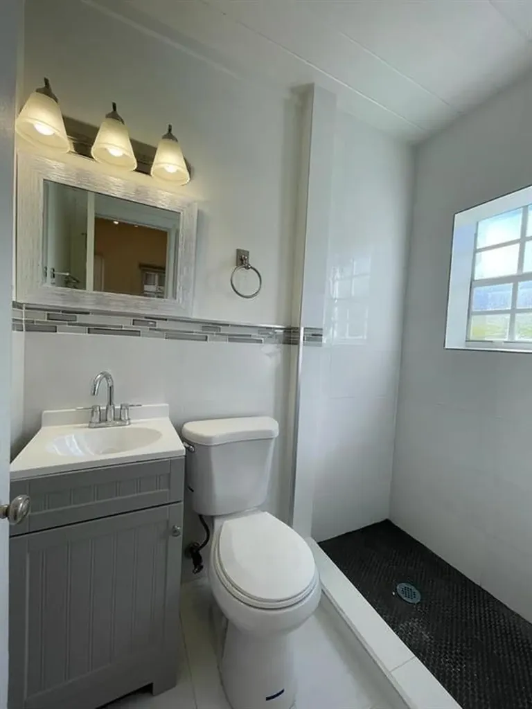 104 NE 4th Avenue Delray Beach FL 33483