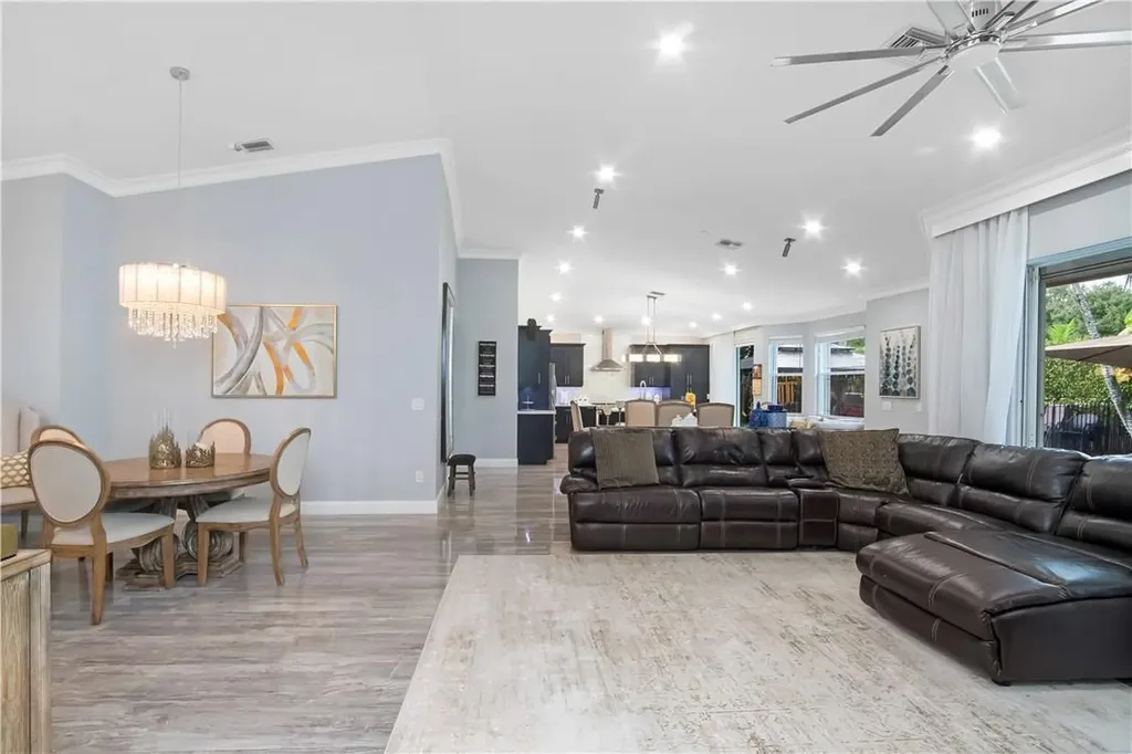 10361 NW 54th Place Coral Springs FL 33076