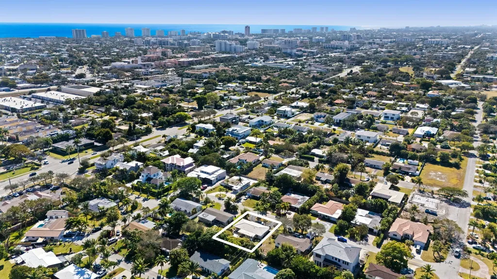 269 NW 11th Street Boca Raton FL 33432