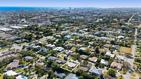 269 NW 11th Street Boca Raton FL 33432