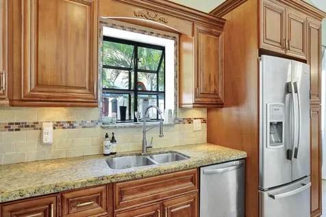 10527 Zurich Street Cooper City FL 33026