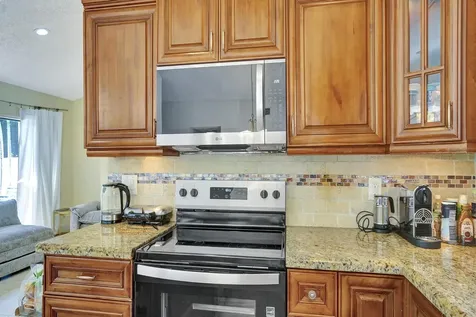 10527 Zurich Street Cooper City FL 33026