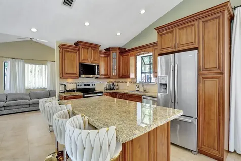 10527 Zurich Street Cooper City FL 33026