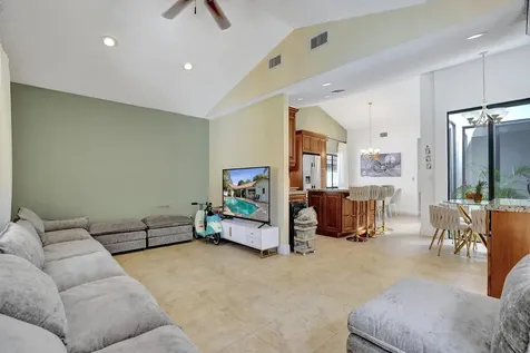 10527 Zurich Street Cooper City FL 33026
