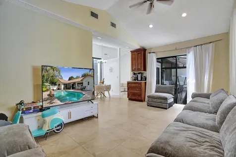10527 Zurich Street Cooper City FL 33026