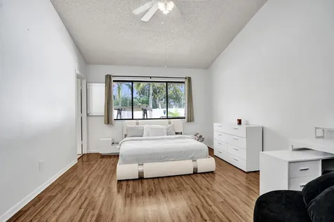 10527 Zurich Street Cooper City FL 33026