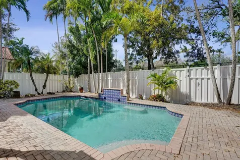10527 Zurich Street Cooper City FL 33026