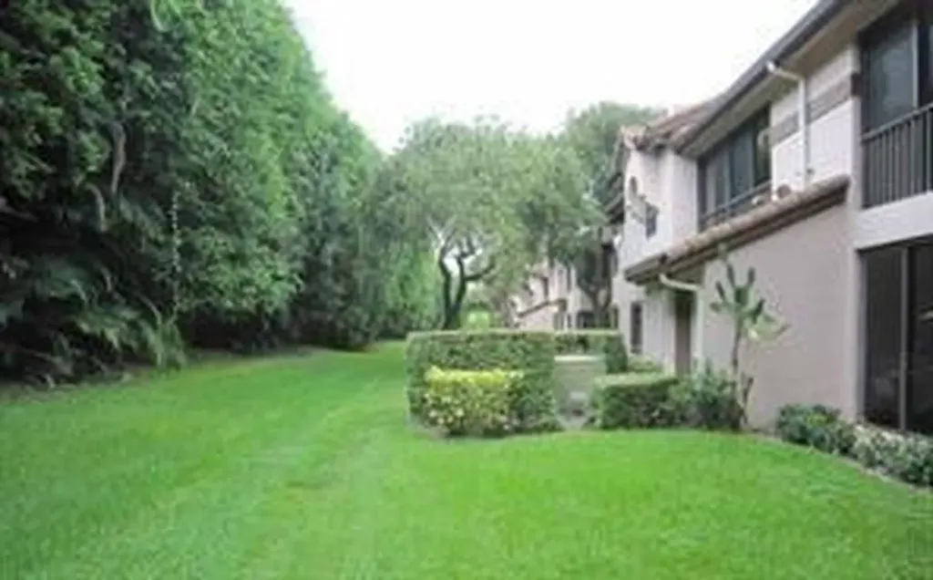 5438 Verona Drive Unit 812 L Drive Boynton Beach FL 33437