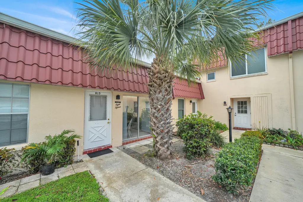815 Salem Lane Lake Worth FL 33467