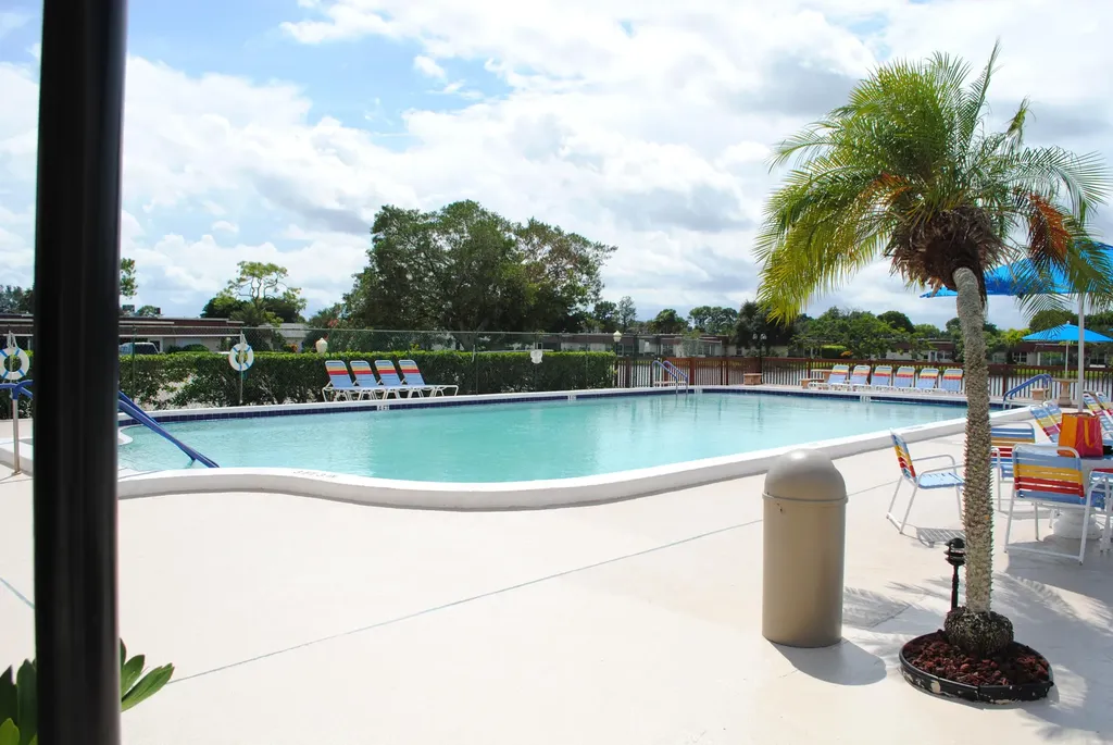 815 Salem Lane Lake Worth FL 33467