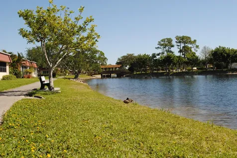 815 Salem Lane Lake Worth FL 33467