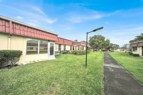 815 Salem Lane Lake Worth FL 33467
