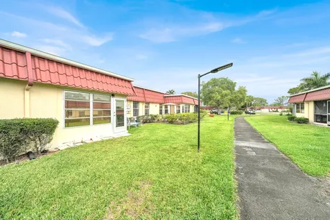 815 Salem Lane Lake Worth FL 33467